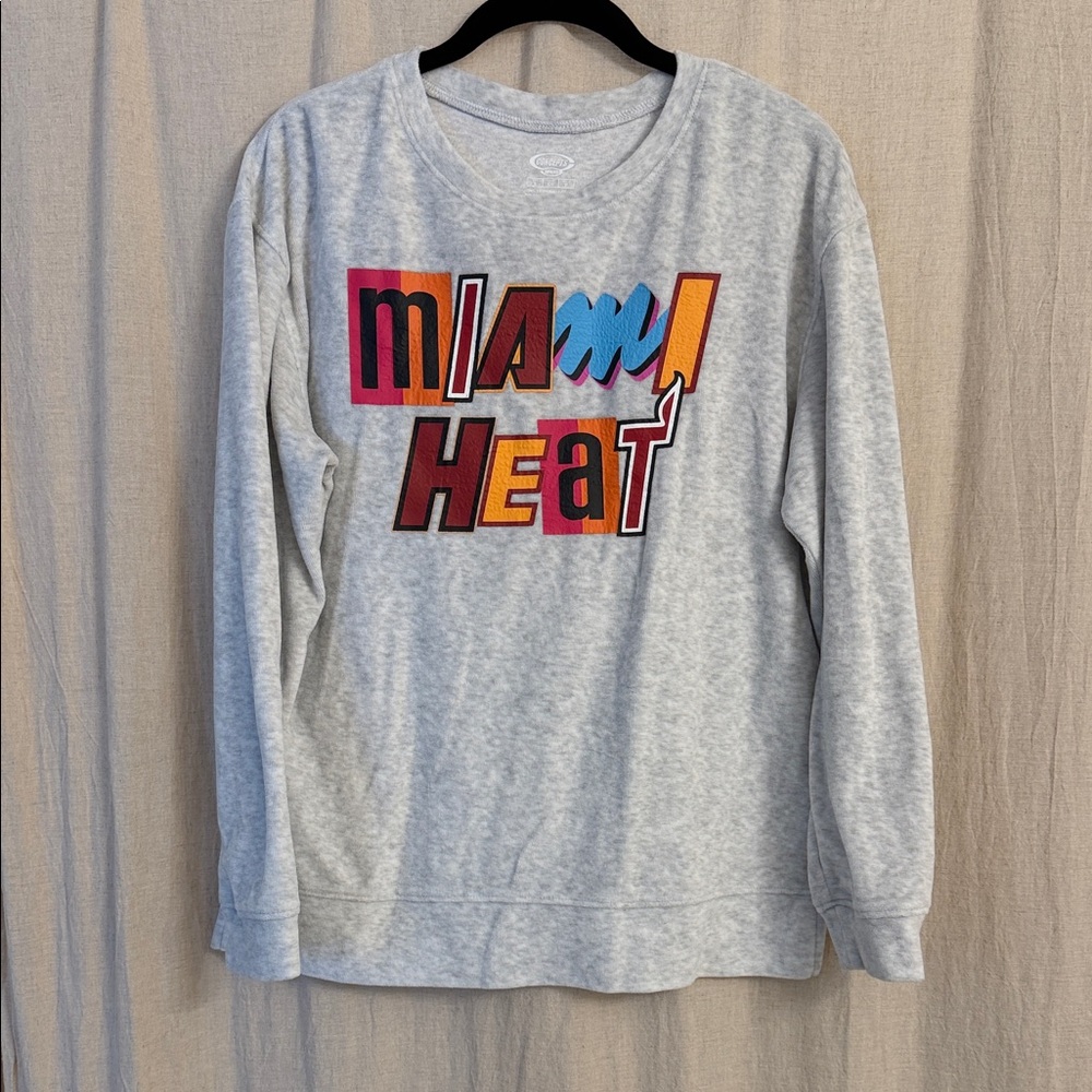 Miami Heat Gray Graphic Crewneck Sweatshirt